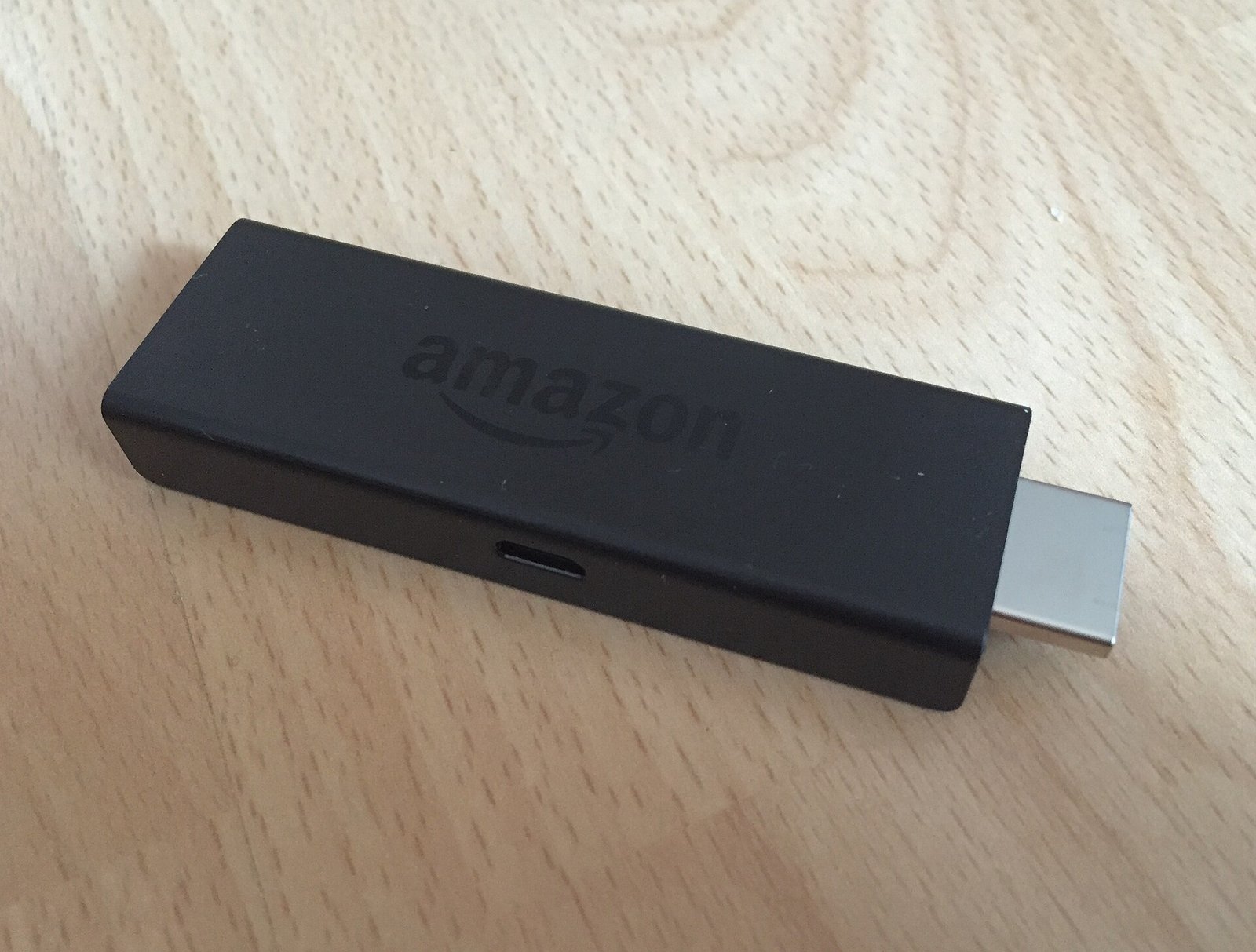 Amazon lança Fire TV Stick 4K atualizado, mais rápido e com novo controle remoto