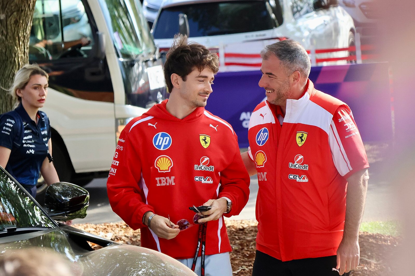 O piloto Charles Leclerc da Ferrari