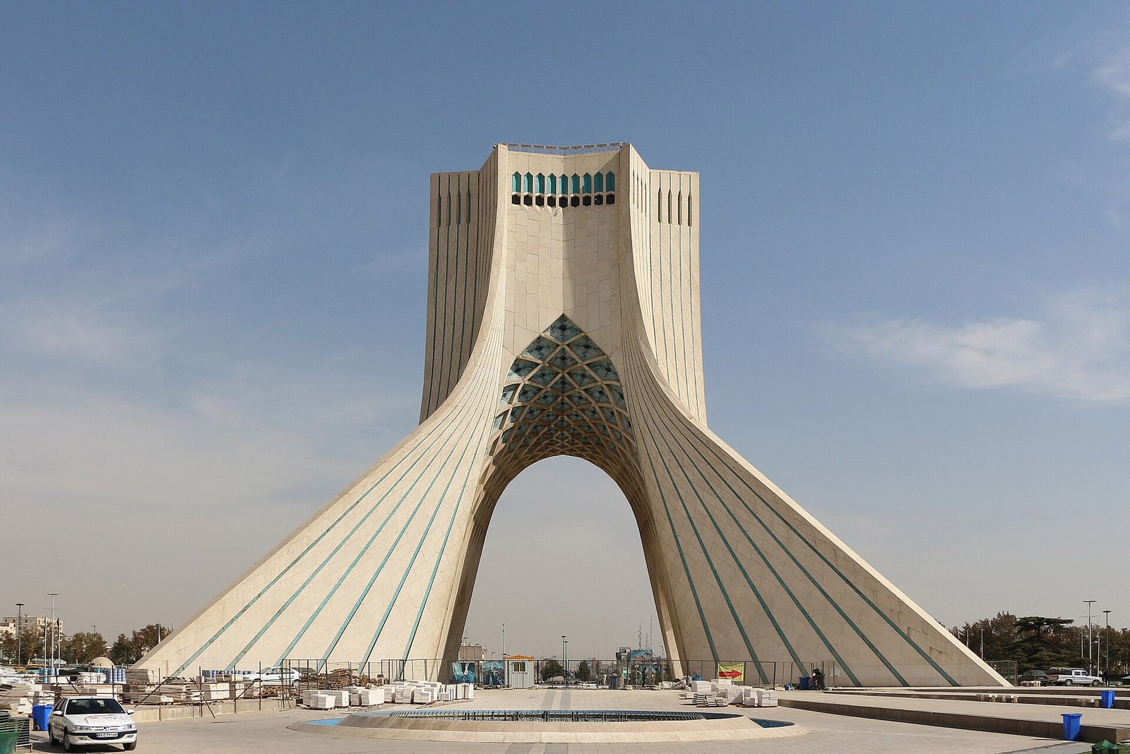 Torre Azadi em Teerã, Irã