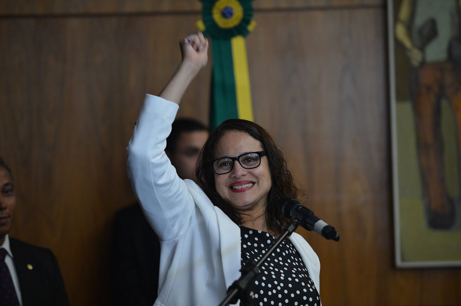 Luciana Santos em posse do PCdoB