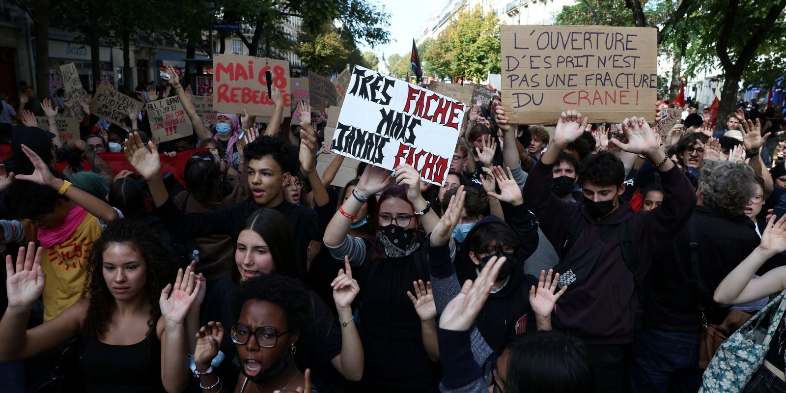 Protestos em escolas na França