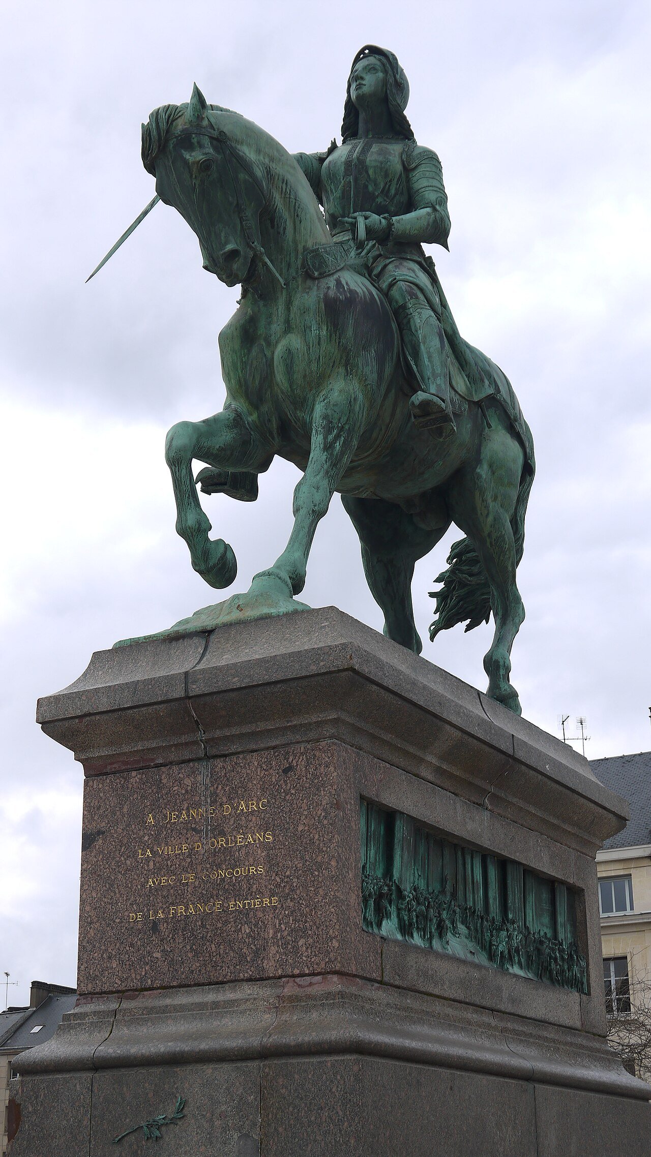 Place du Martroi em Orléans