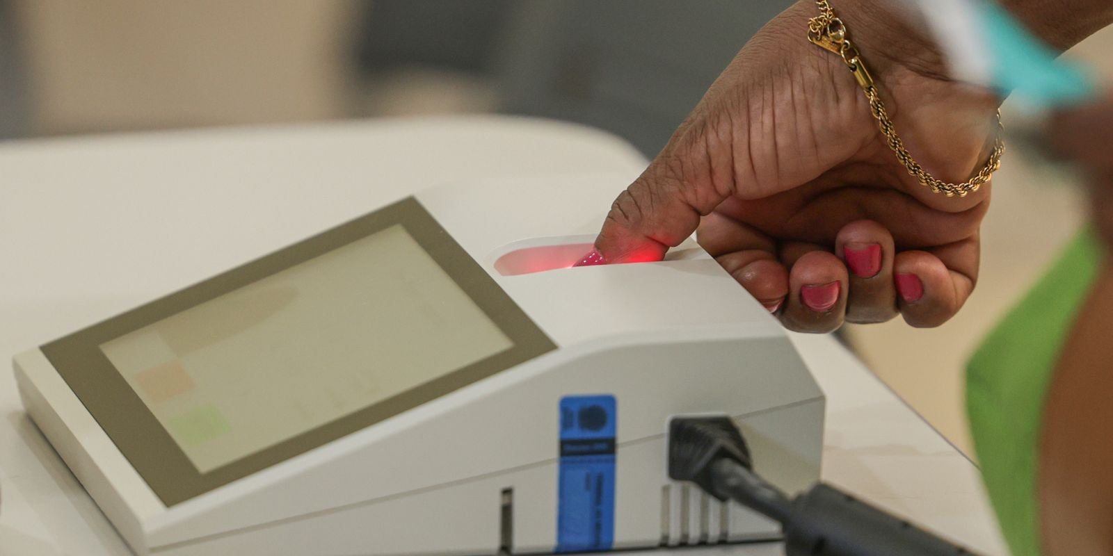 Urnas eletrônicas substituídas
