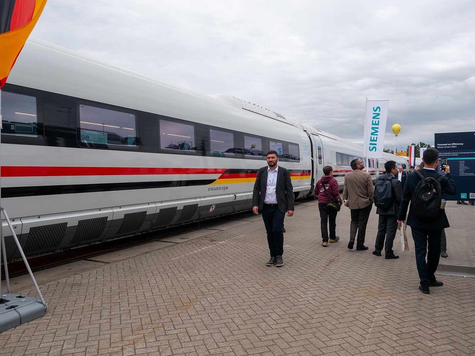 Trem na feira ferroviária InnoTrans em Berlim