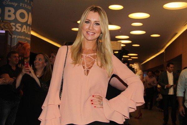 Ana Paula Siebert