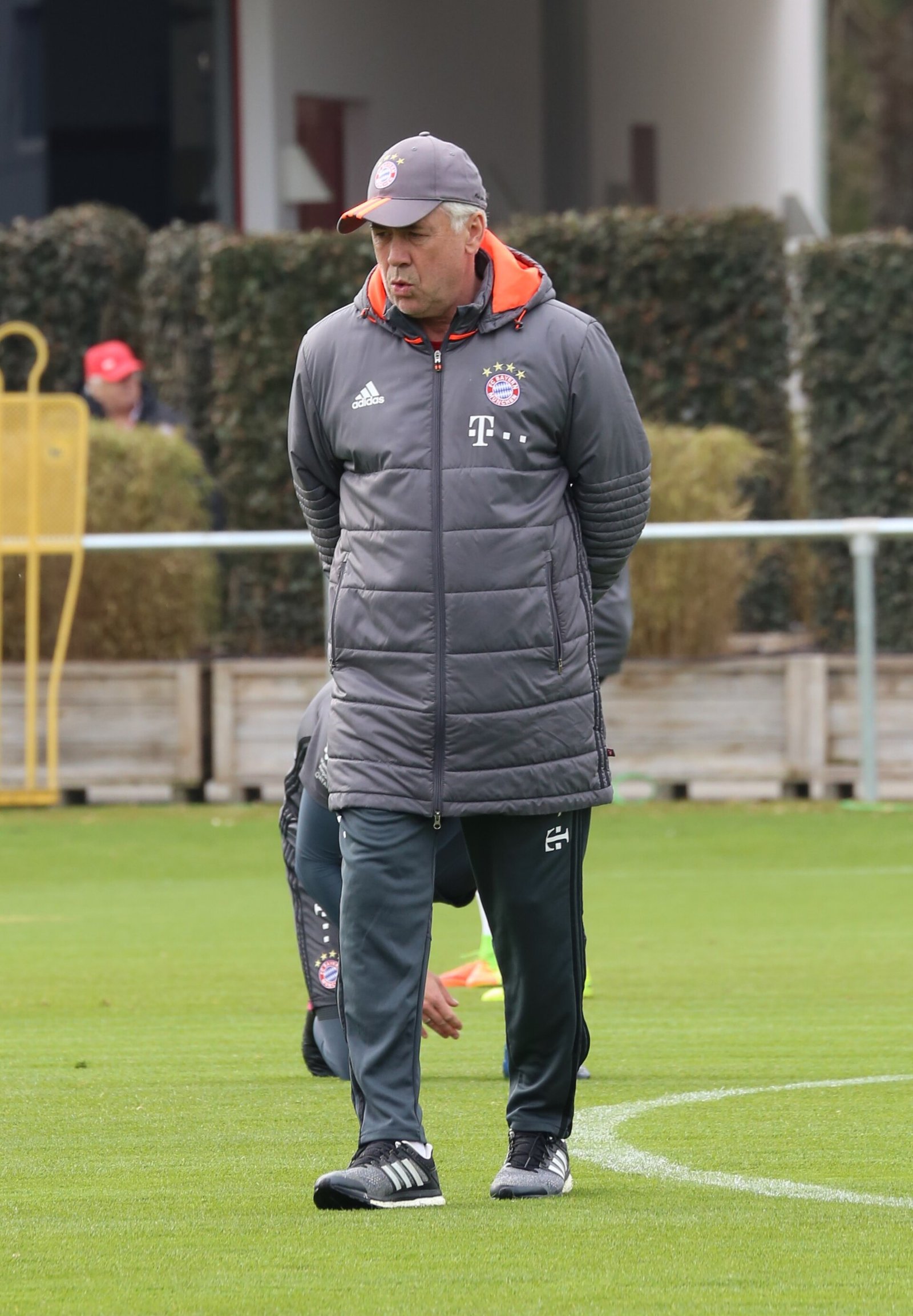 Carlo Ancelotti em campo